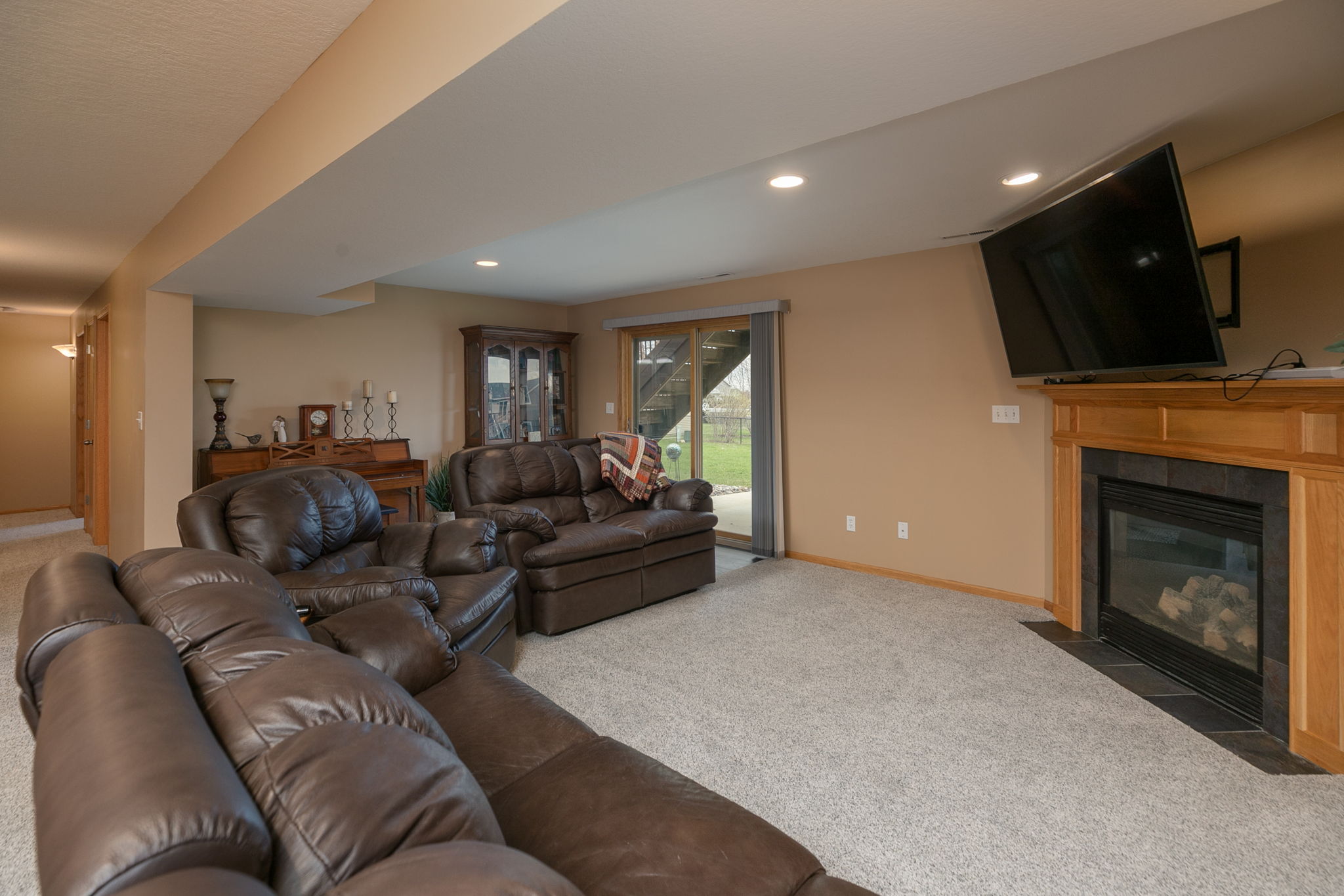 25-Family Room