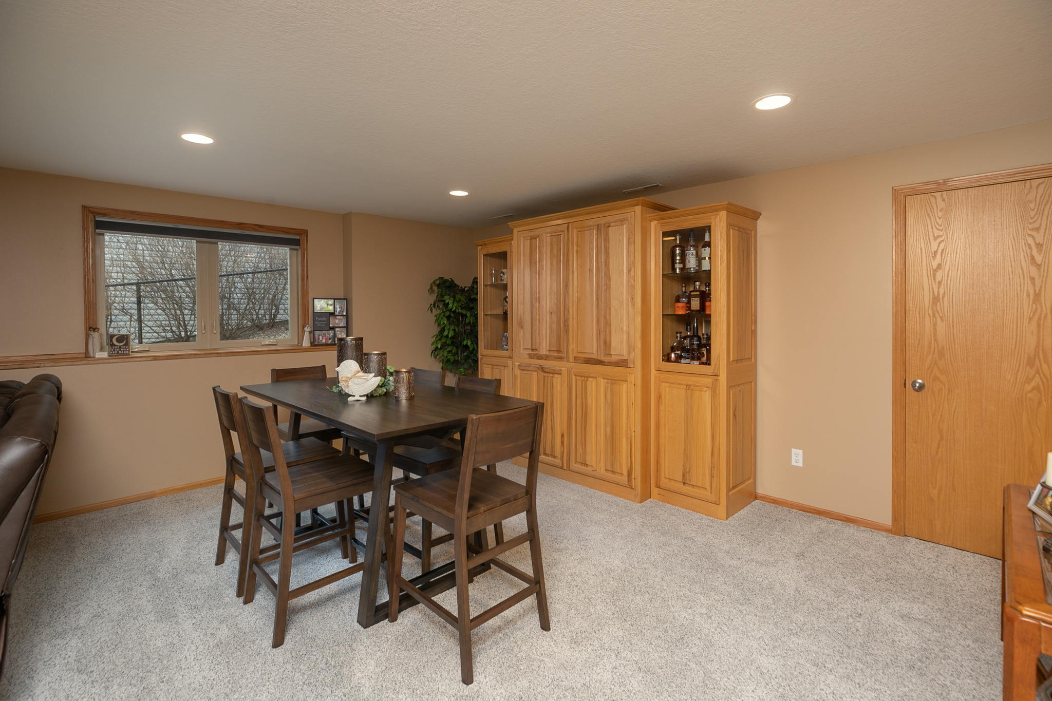 27-Family Room