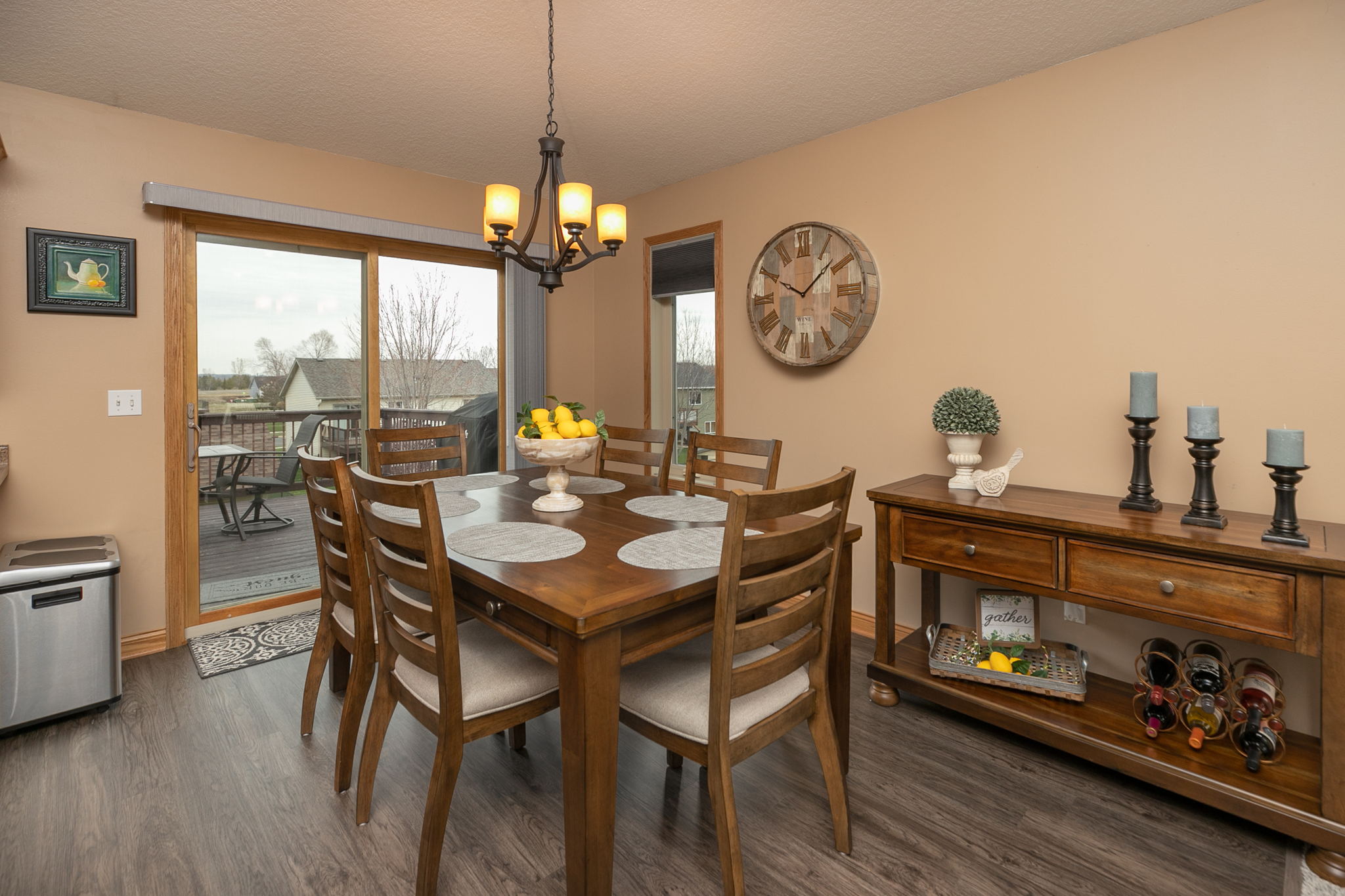 10-Dining Room