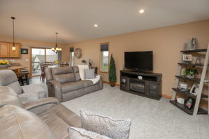 09-Living Room