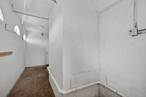  Photo 37