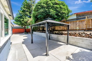 049_1005 Doncaster Dr  