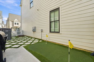  Photo 48