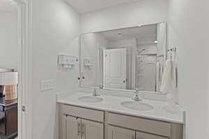  Photo 38