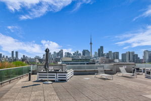  Photo 32