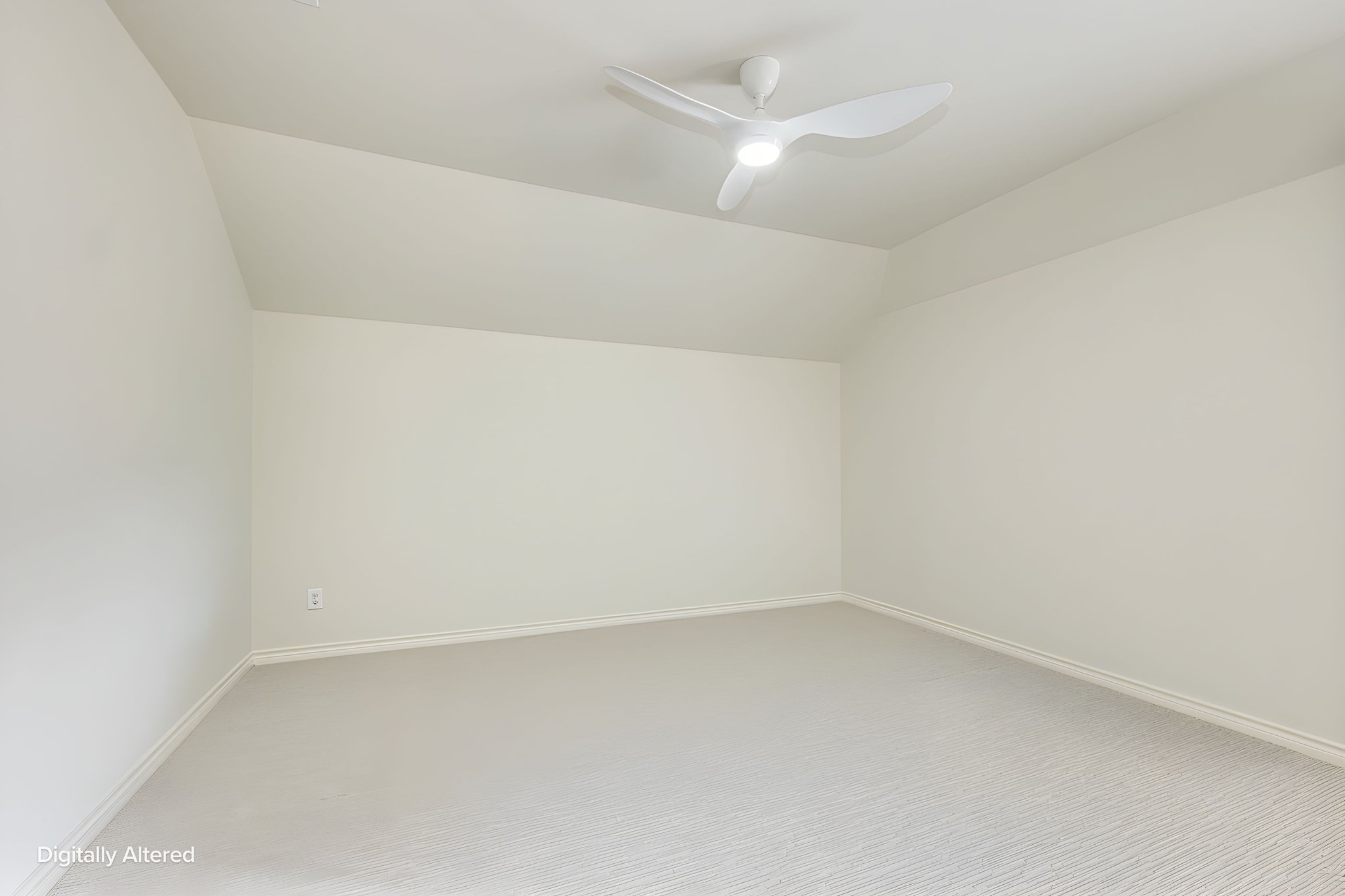 Lakewood -288 furniture removed.jpeg