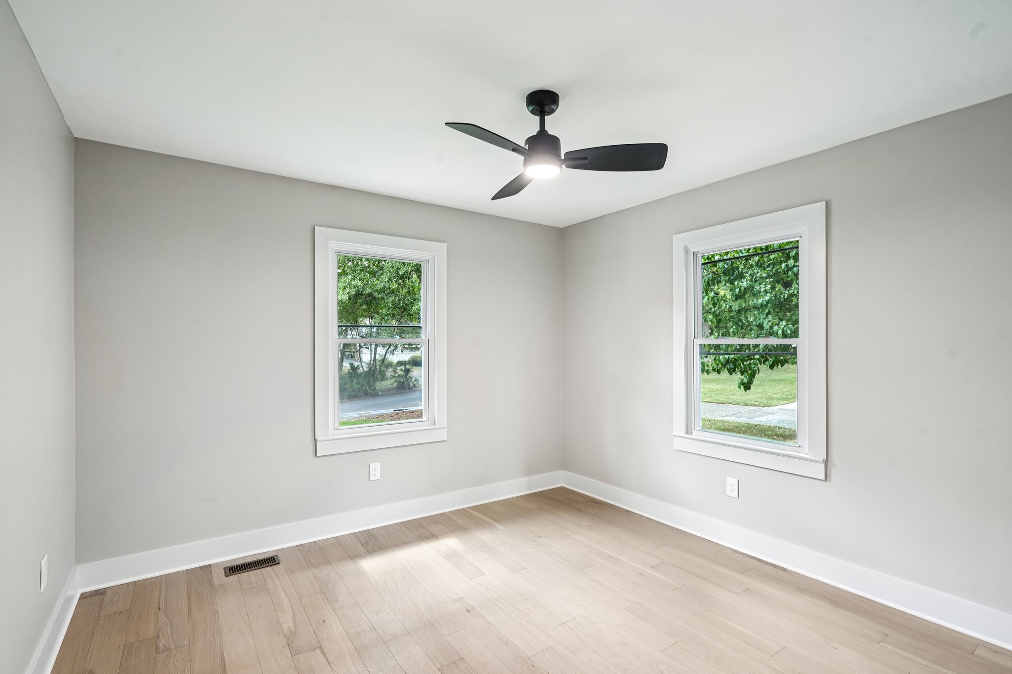 Pinedale Dr-S2109-018.jpg