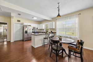 Dining Room/Kitchen
