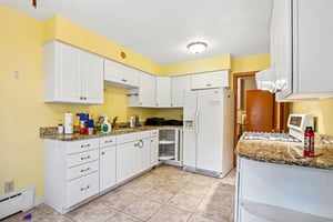 Nicollet Ave-S0810-007.jpg