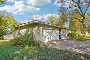 Nicollet Ave-S0810-030.jpg