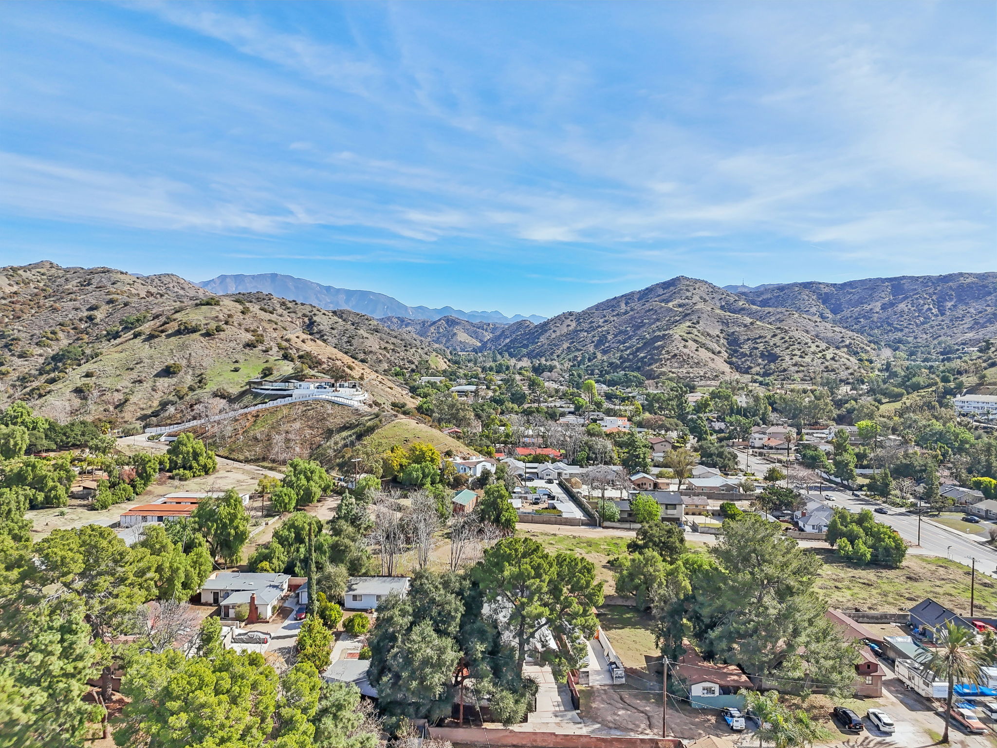 10055 La Tuna Canyon Rd - aerial - 009