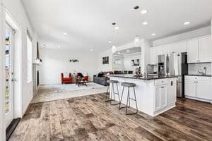 32nd St NW-0606-013.jpg