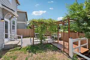 32nd St NW-0606-047.jpg