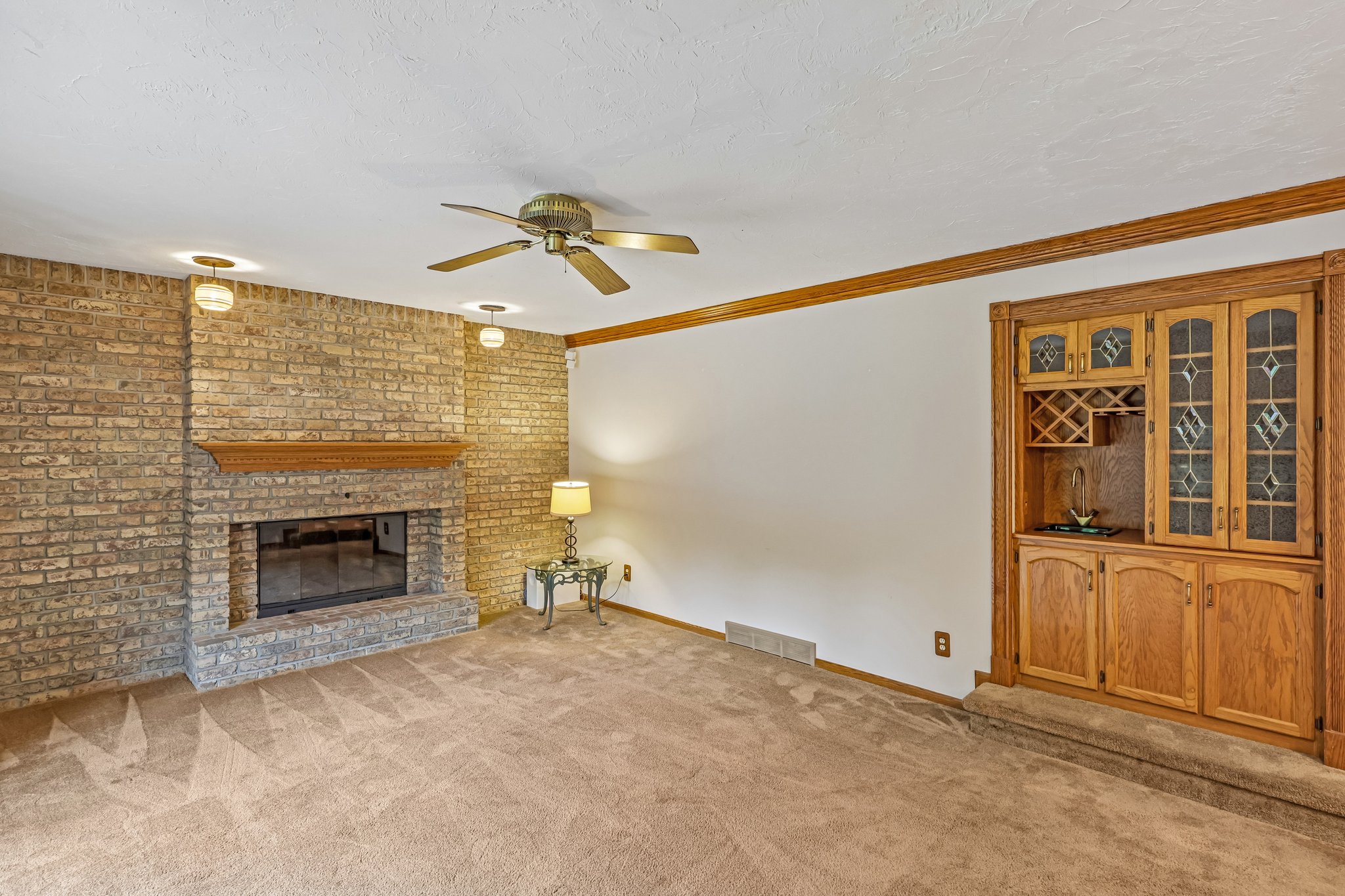 Traci Ln-S2805-013.jpg