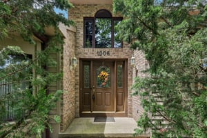 Traci Ln-S2805-003.jpg