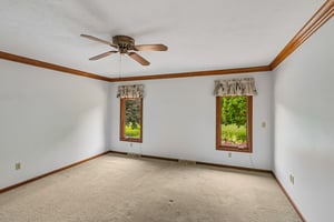 Traci Ln-S2805-046.jpg