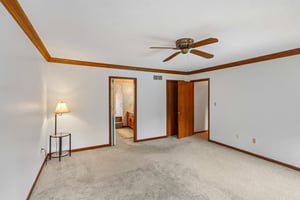 Traci Ln-S2805-047.jpg