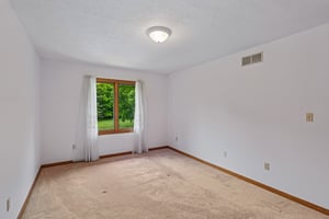 Traci Ln-S2805-057.jpg