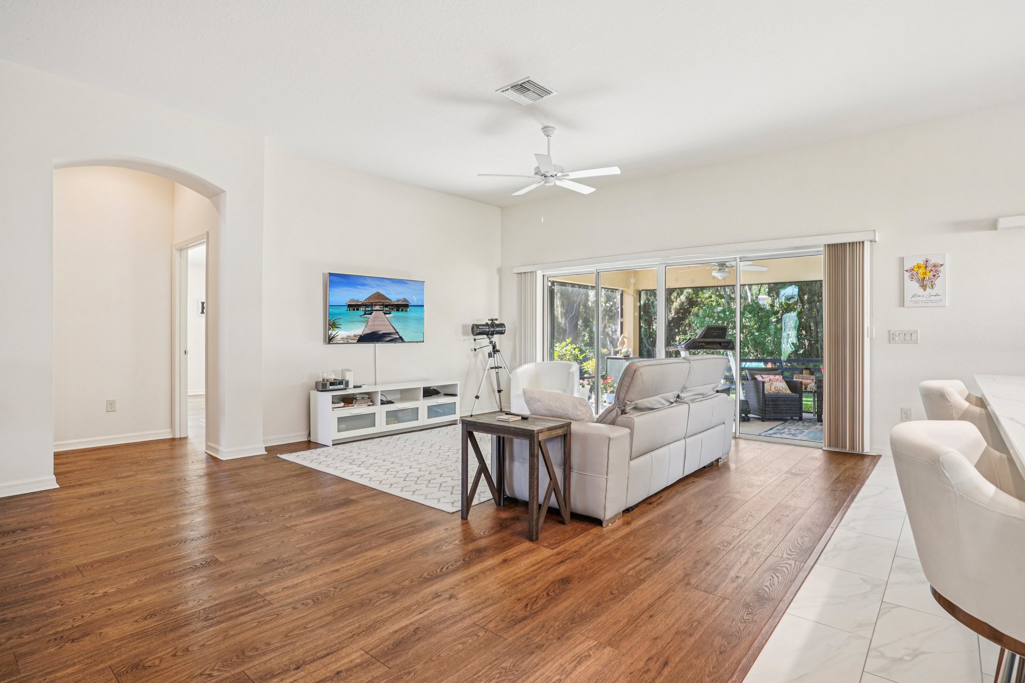 Lake Miona Way-S1604-008.jpg