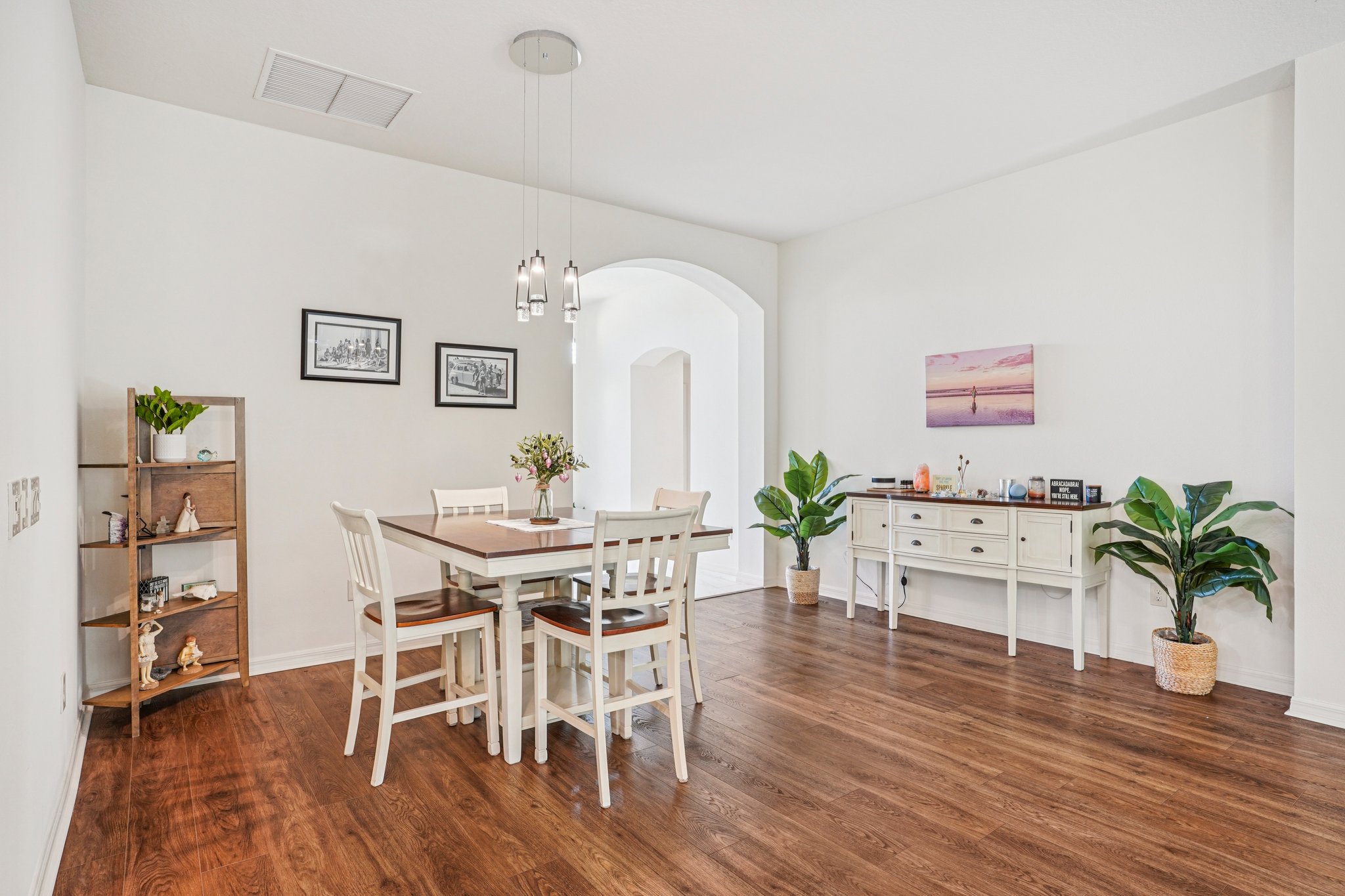 Lake Miona Way-S1604-013.jpg