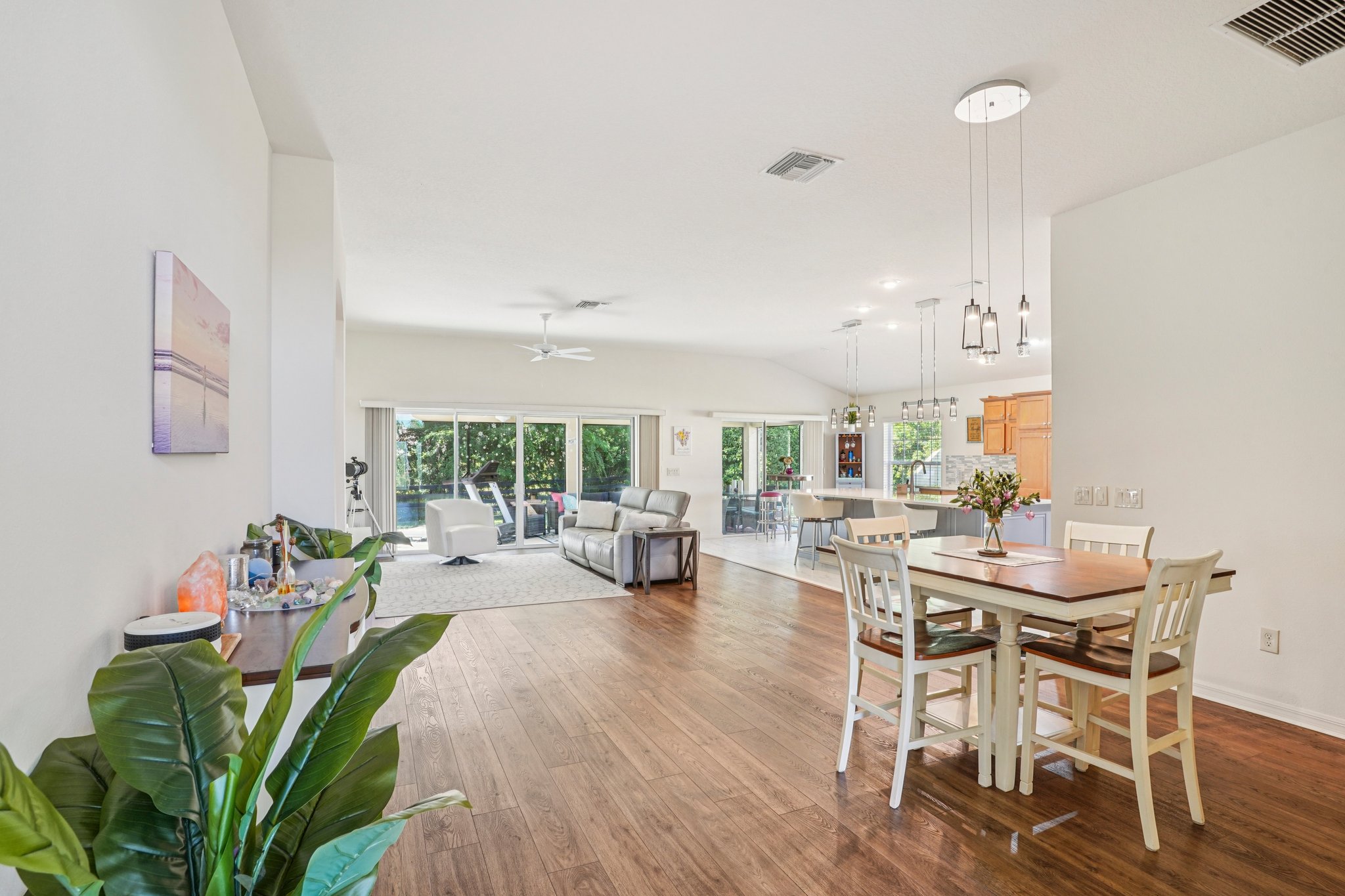 Lake Miona Way-S1604-014.jpg