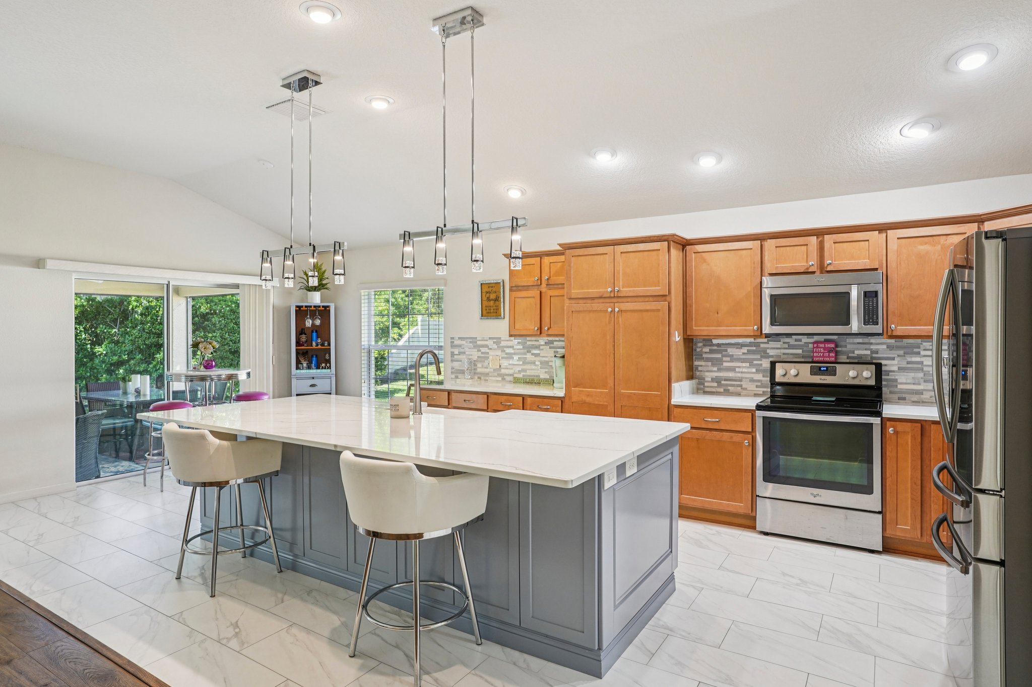 Lake Miona Way-S1604-021.jpg