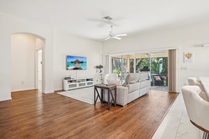 Lake Miona Way-S1604-008.jpg