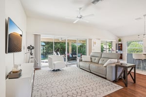 Lake Miona Way-S1604-010.jpg