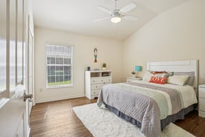 Lake Miona Way-S1604-030.jpg