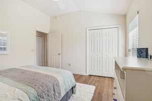 Lake Miona Way-S1604-031.jpg