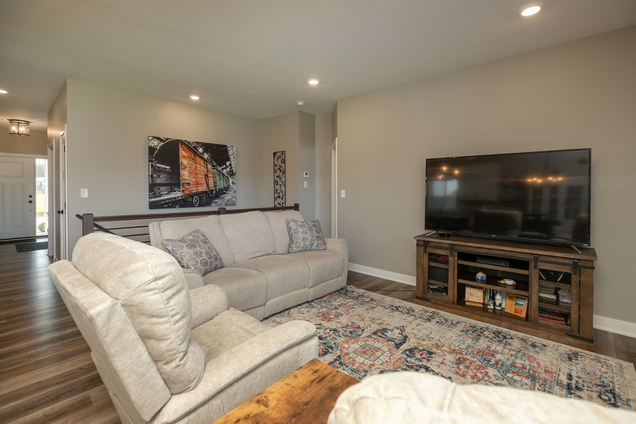 06-Living Room