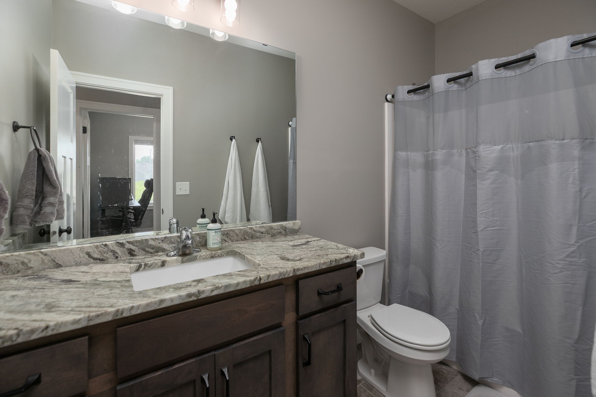 22-Bathroom