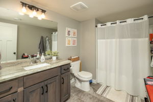 33-Bathroom