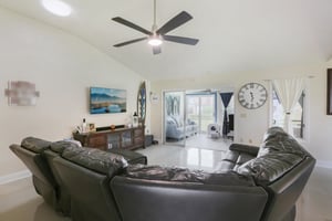 Lake Avoca Pl-S0909-009.jpg