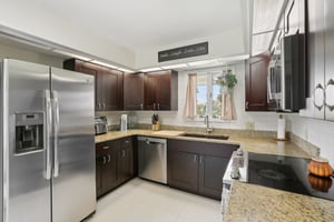 Lake Avoca Pl-S0909-018.jpg
