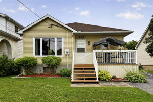  Photo 0