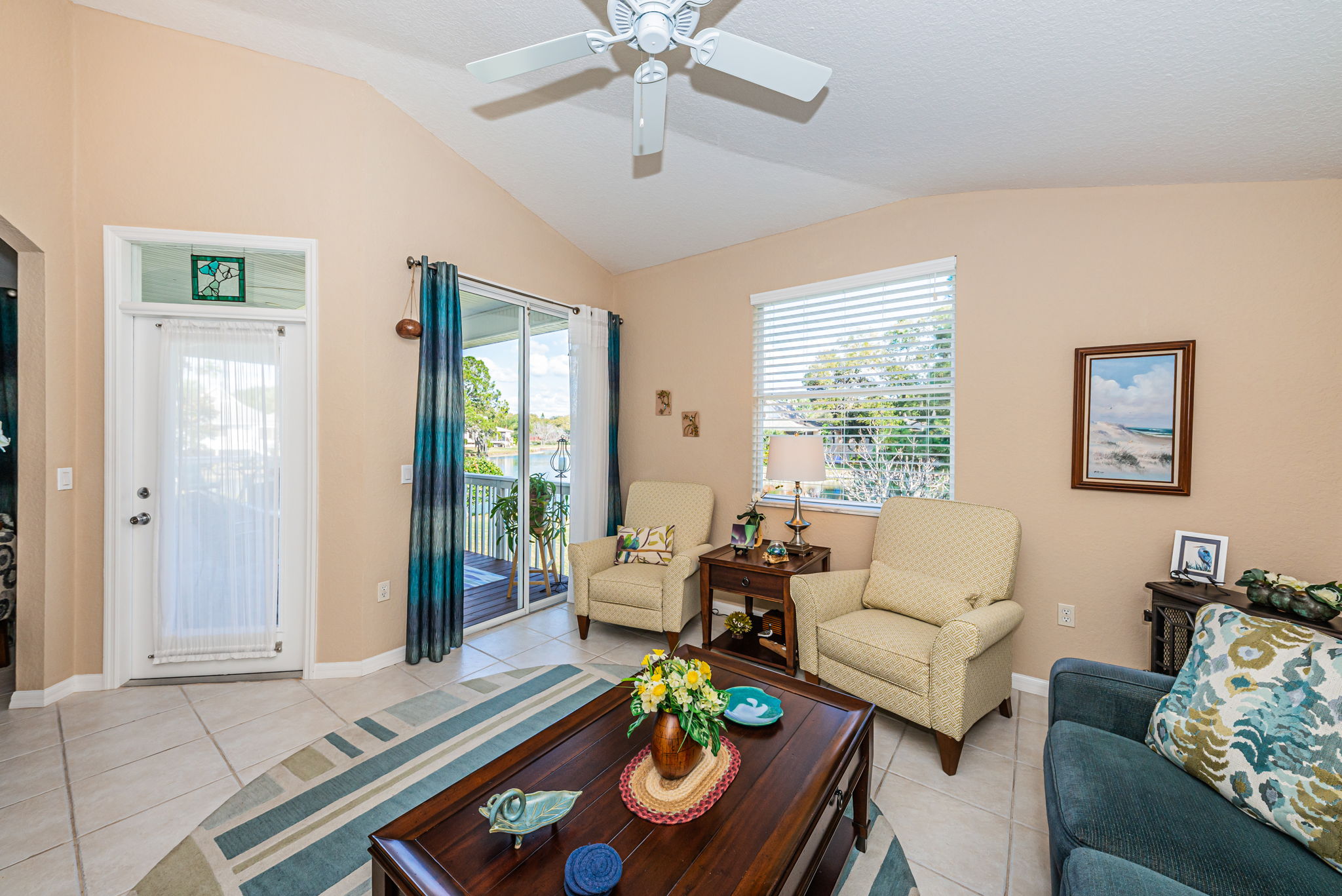 Family Room4