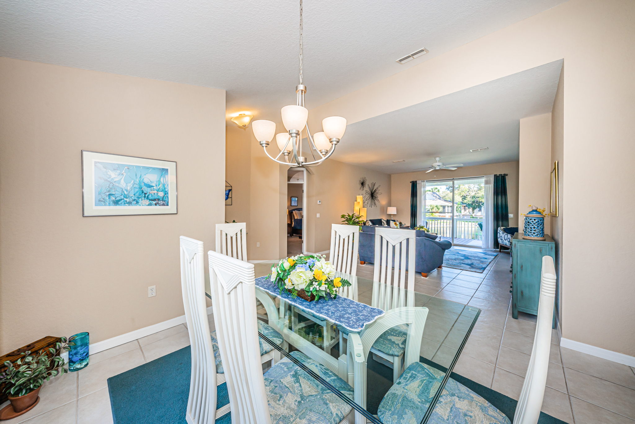Dining Room3-2
