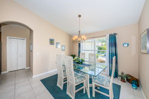 Dining Room2-2