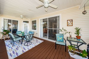 Rear Porch4