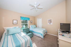 Bedroom2-2