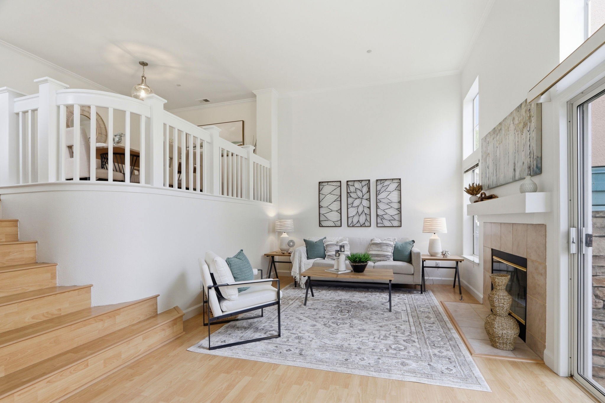 008_F8_1007 Vardin Terrace