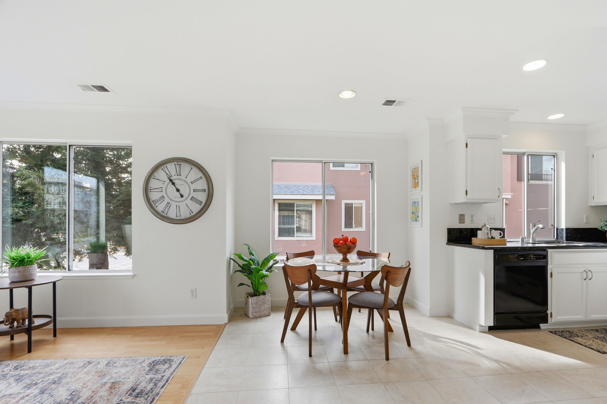 021_F8_1007 Vardin Terrace