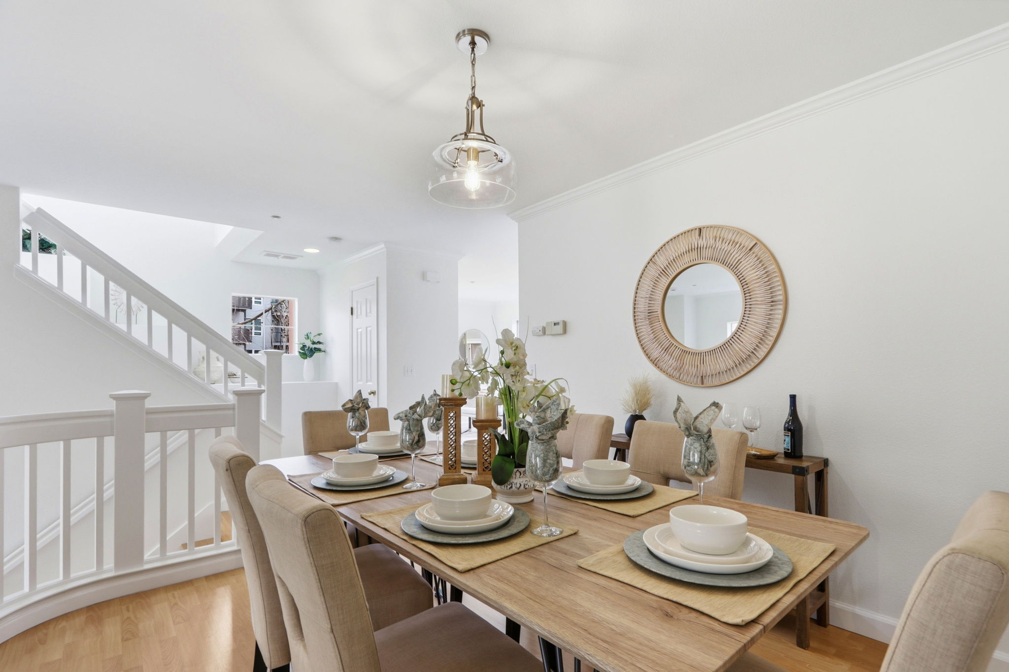 027_F8_1007 Vardin Terrace