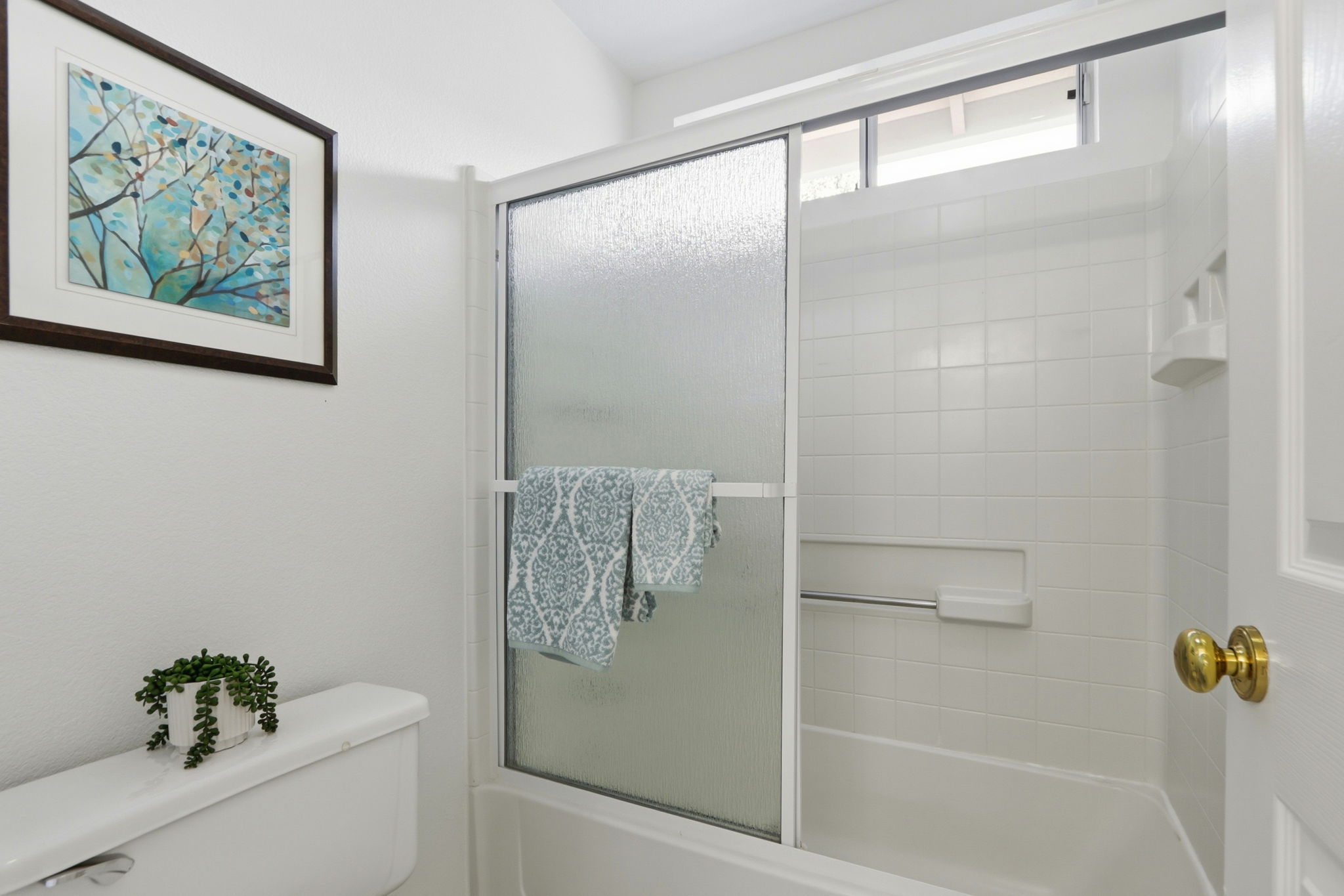 051_F8_1007 Vardin Terrace