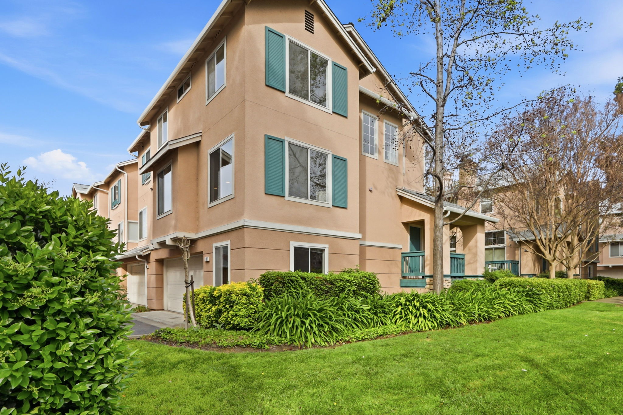 061_F8_1007 Vardin Terrace