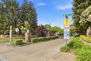 064_F8_1007 Vardin Terrace