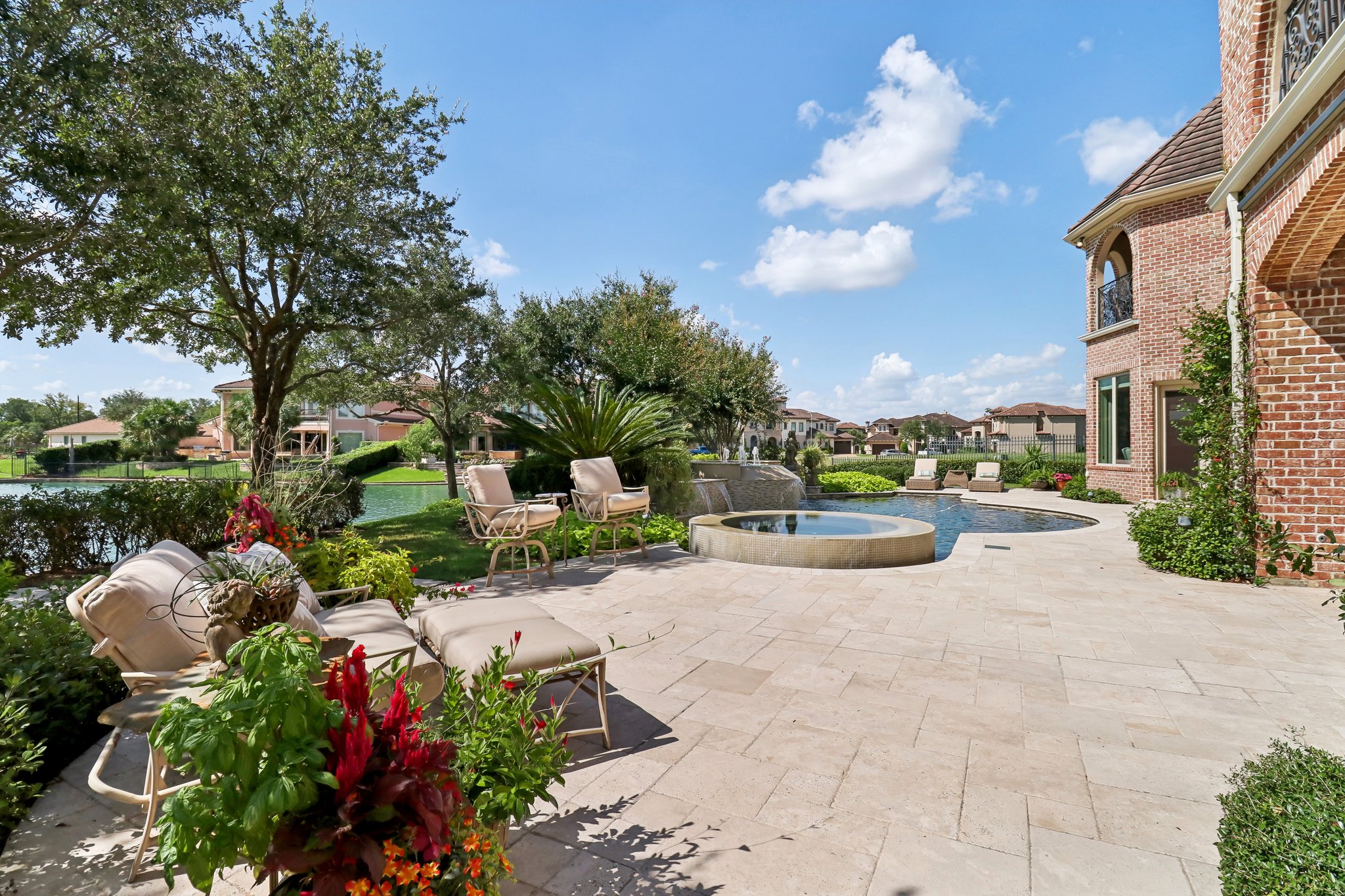 Wavecrest Ct-073.jpg