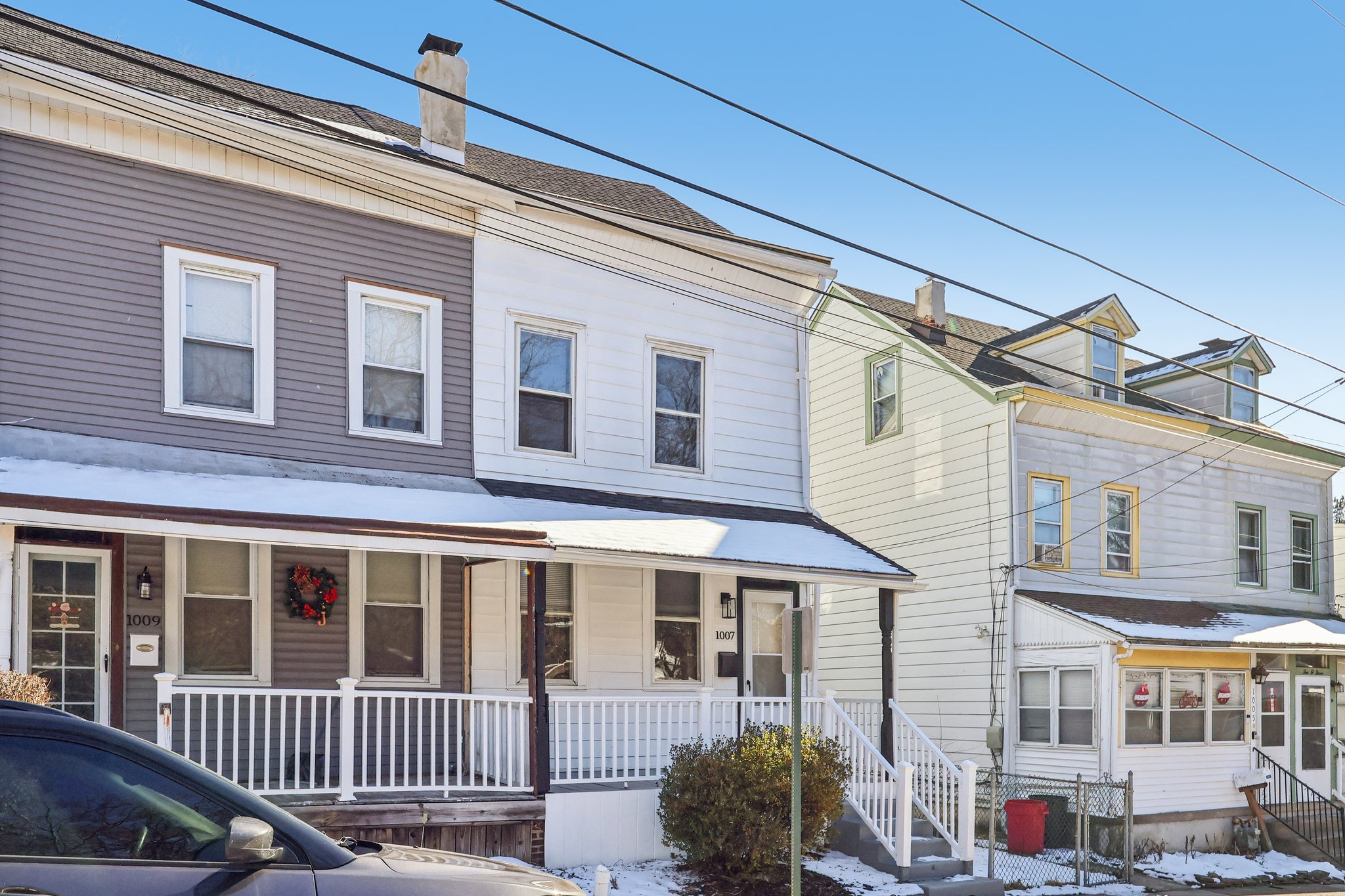 Woodside Ave-S2101-004.jpg