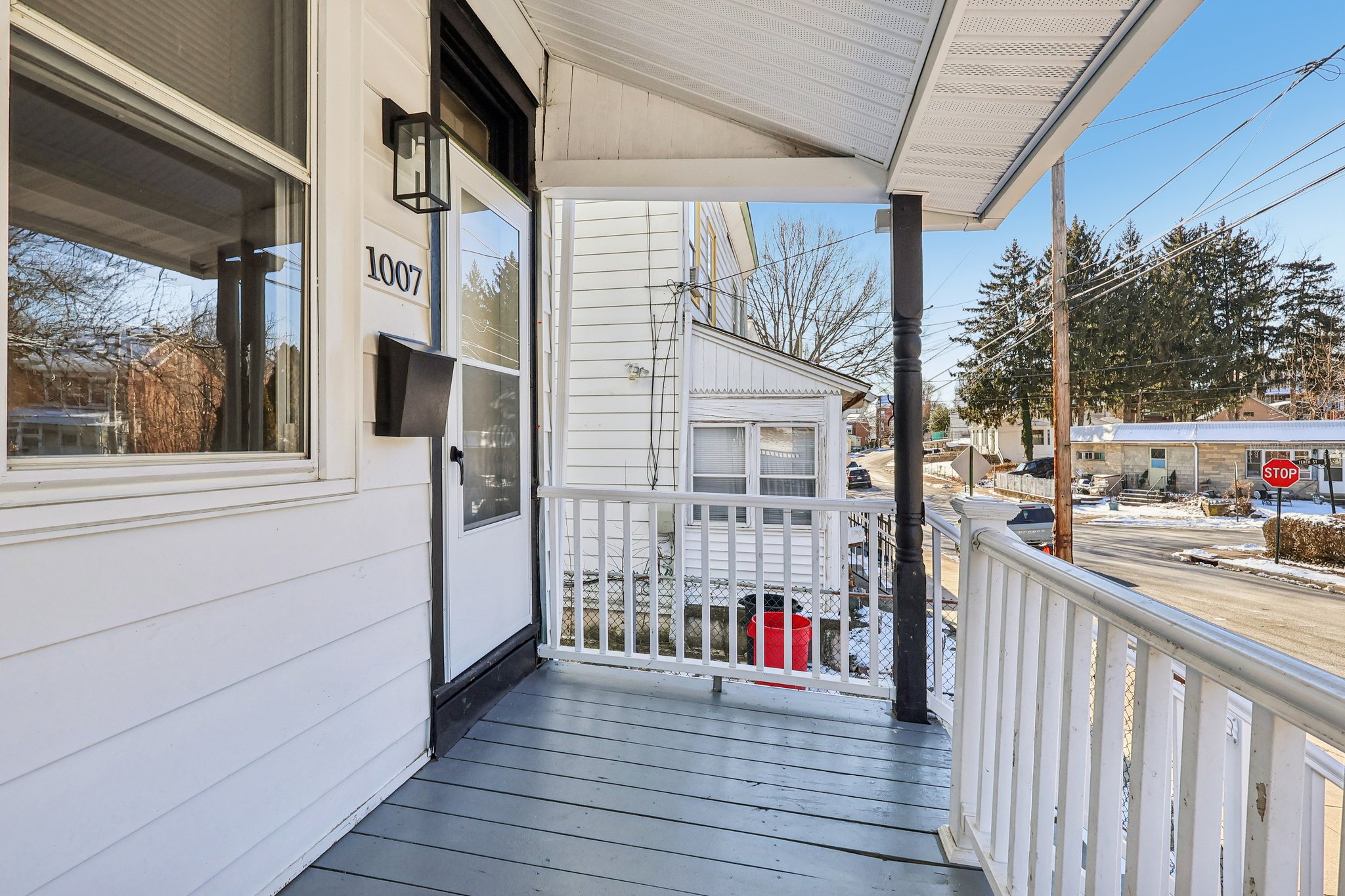 Woodside Ave-S2101-005.jpg